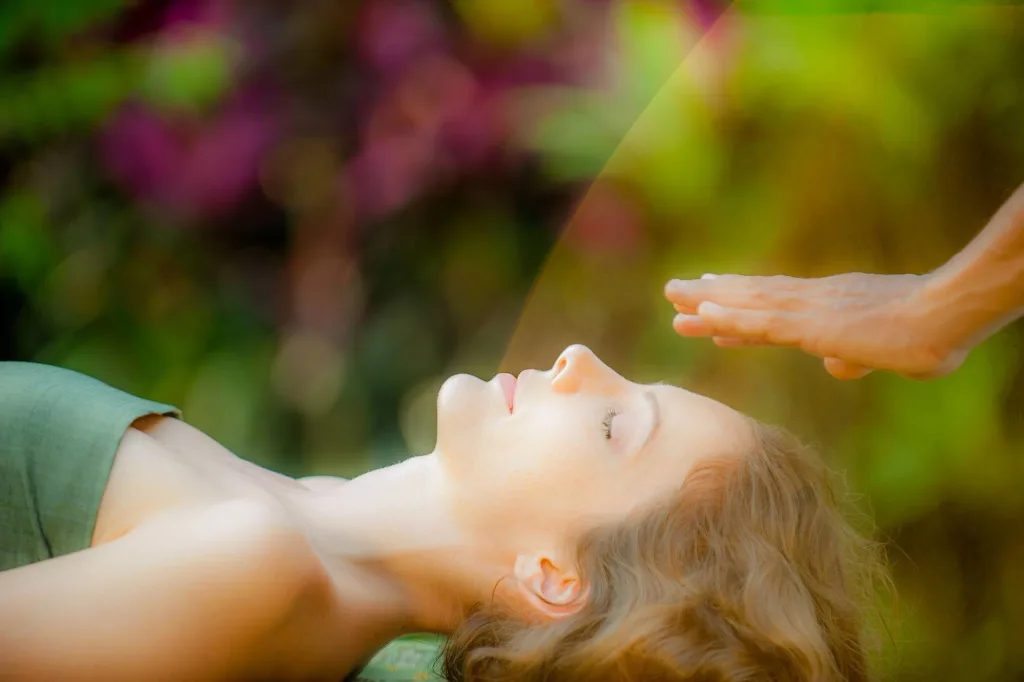Reiki retreat energy healing at Fivelements Bali